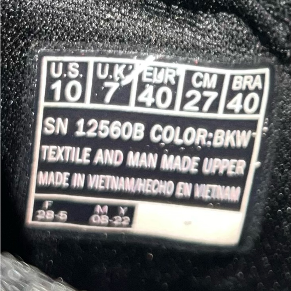 Skechers Women’s Black Knit Sneakers Size 10 EU 40 – Gently Used - Picture 6 of 6